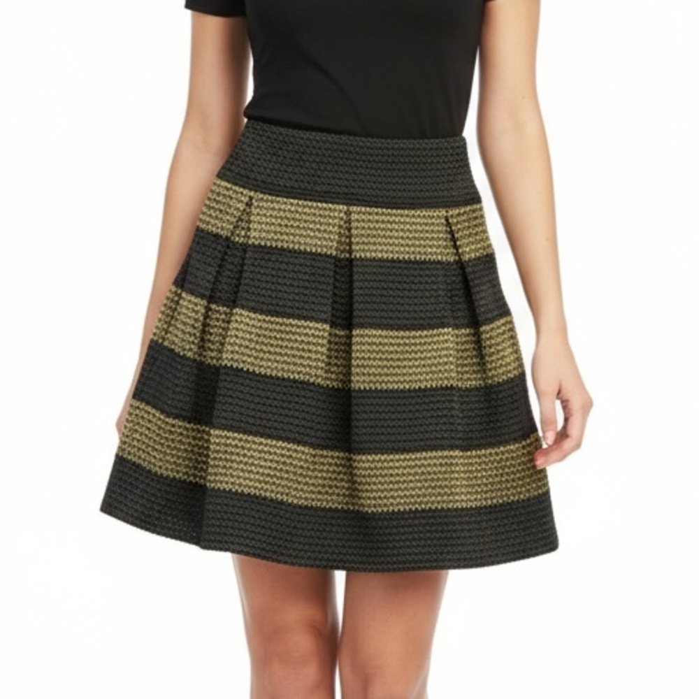 Xhilaration Skirt Small Black Gold Pleated Knit Striped Shimmer Textured Pull On
